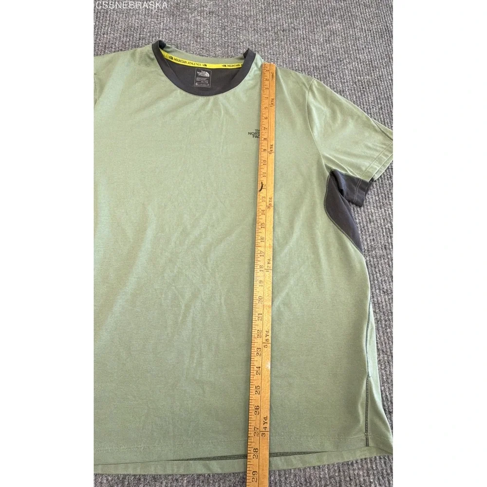 The North Face Men's Mountain Athletics FlashDry-XD Green Shirt Sz XL
